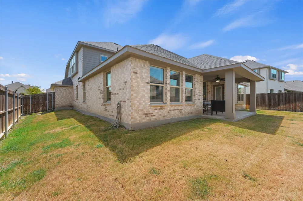324 Roscoe Drive Fate, TX 75087
