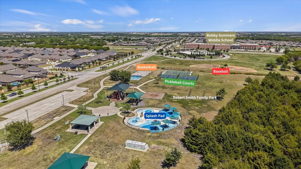324 Roscoe Drive Fate, TX 75087