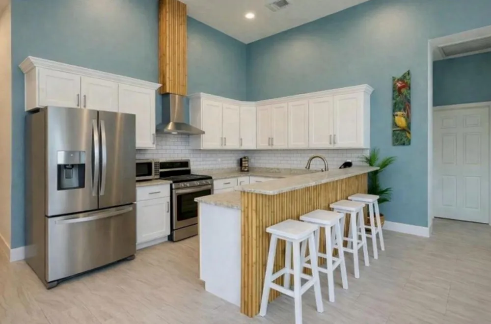 506 Jenni Lane Dickinson, TX 77539