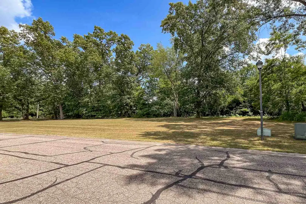 2723 Sugarberry Lane Niles, MI 49120