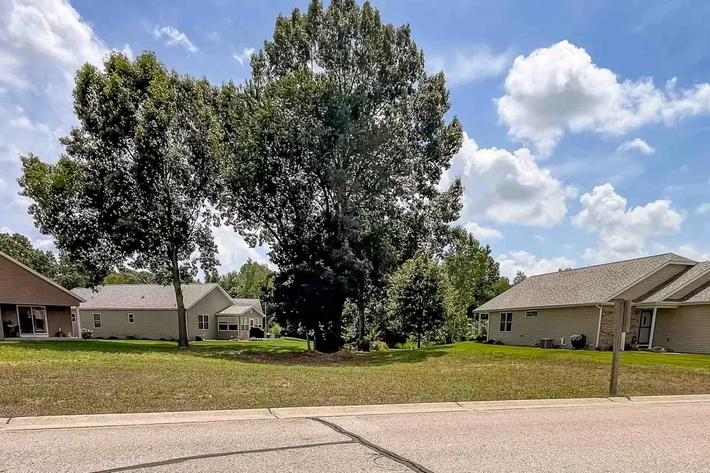 2723 Sugarberry Lane Niles, MI 49120
