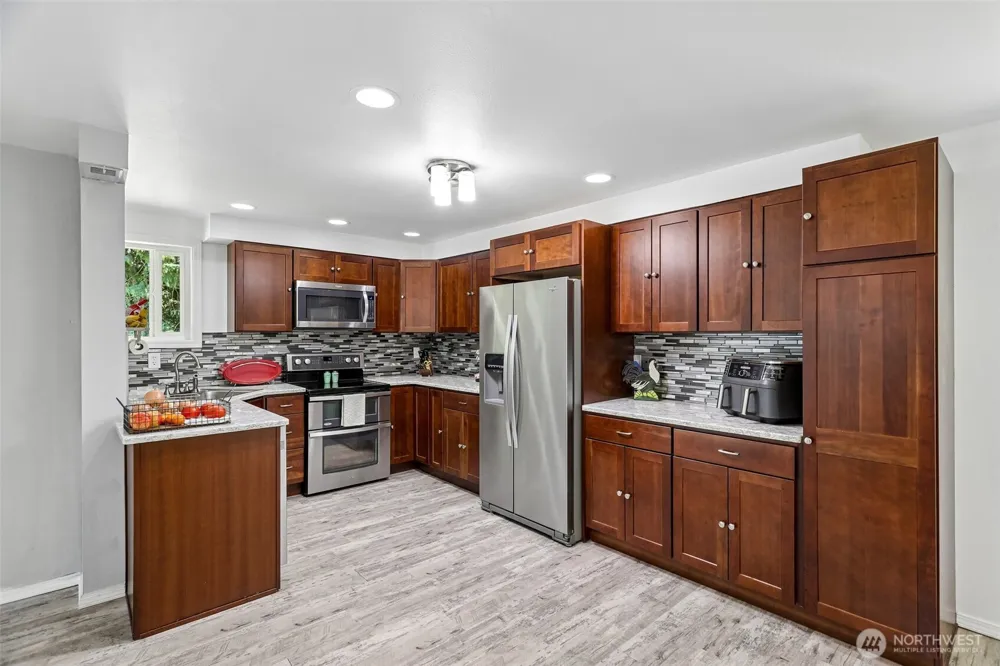 13811 272nd Street NE Arlington, WA 98223