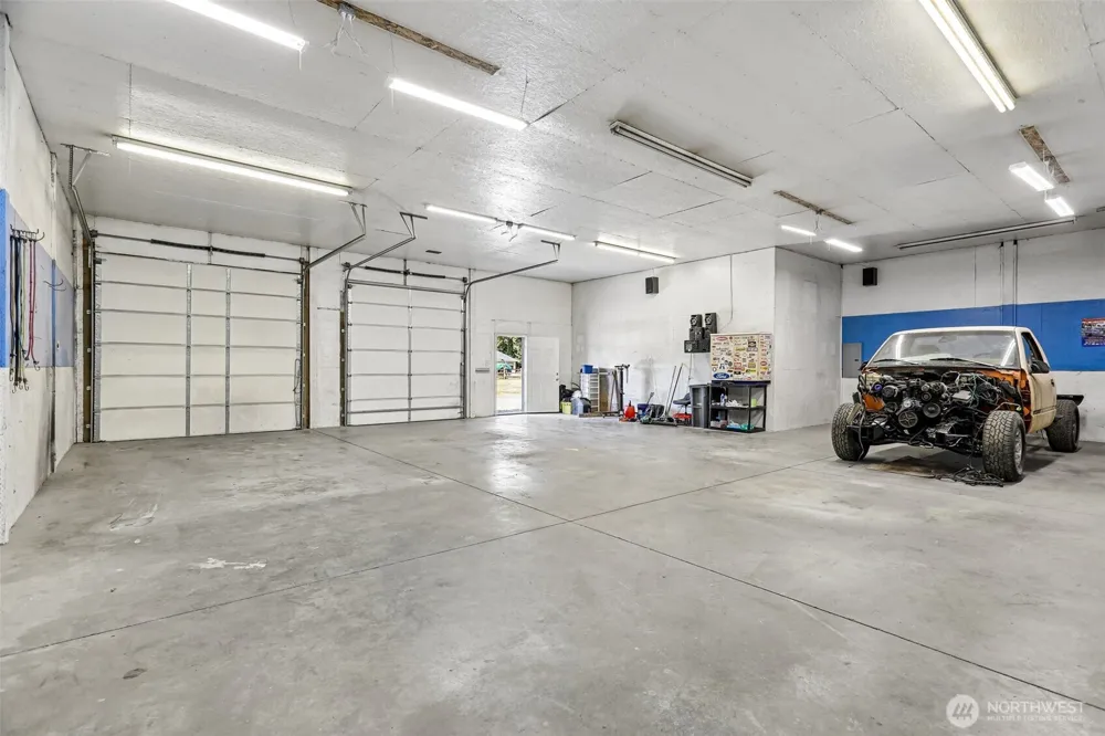 13811 272nd Street NE Arlington, WA 98223