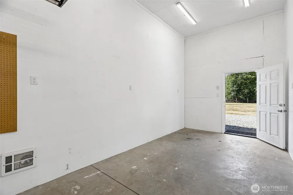 13811 272nd Street NE Arlington, WA 98223