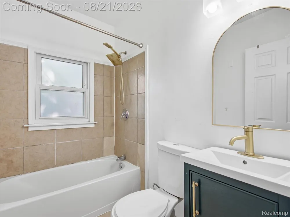 20609 Westhaven Avenue Southfield City, MI 48075
