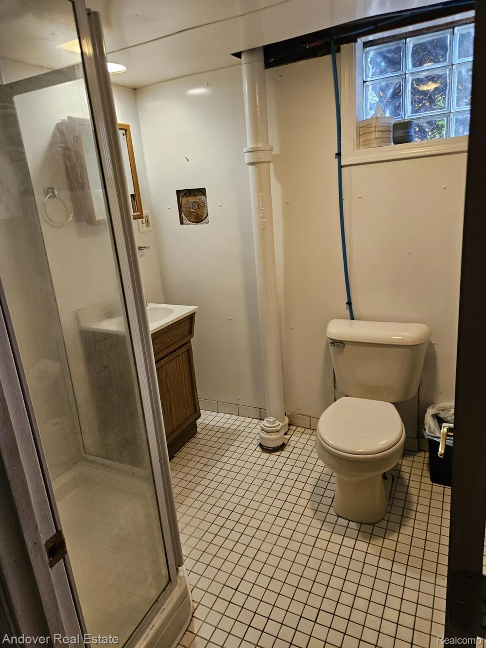 11339 Arnold Redford Charter Township, MI 48239