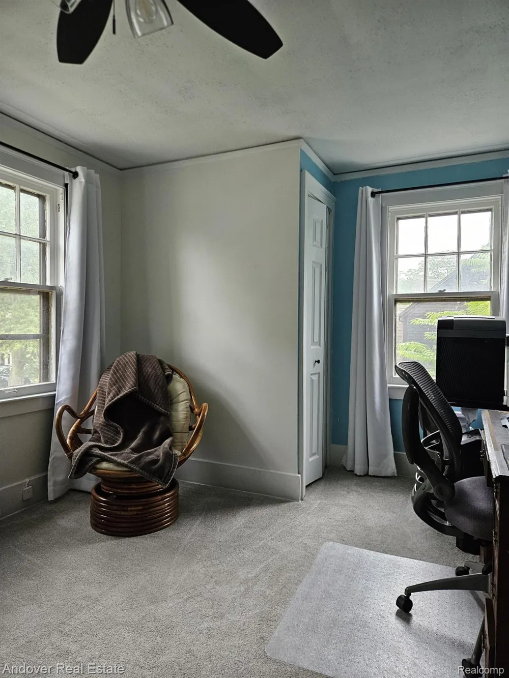 11339 Arnold Redford Charter Township, MI 48239