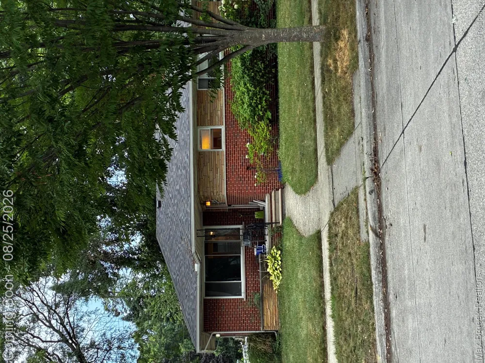 24601 Ridgedale Street Oak Park City, MI 48237