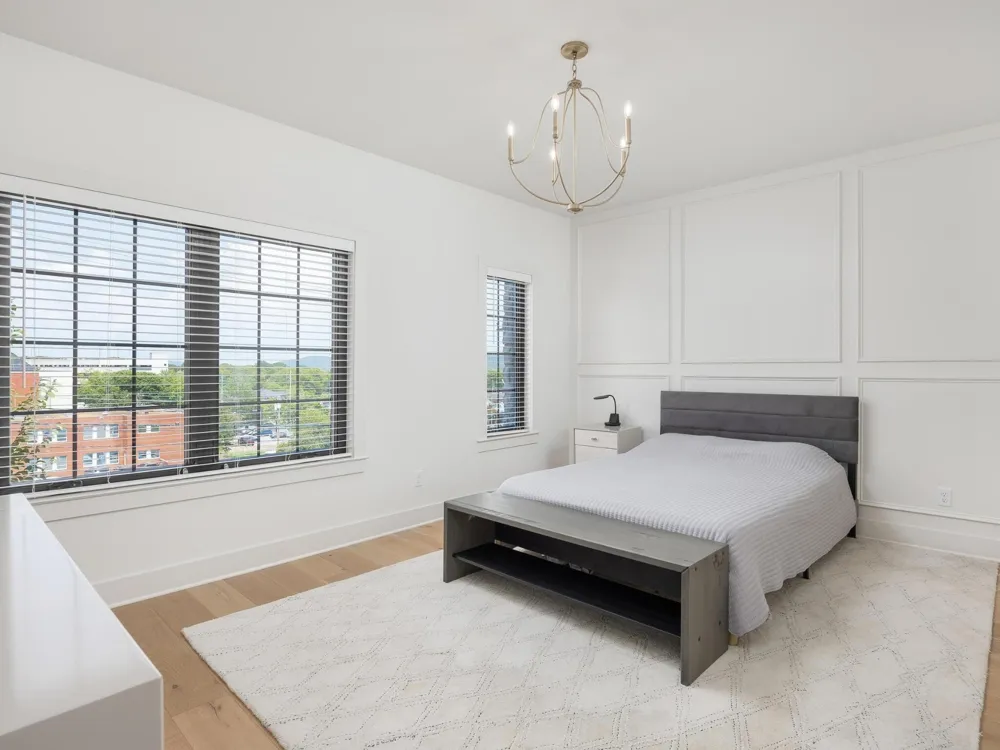 1036 E 4th Street #103 Chattanooga, TN 37403