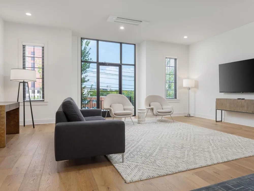 1036 E 4th Street #103 Chattanooga, TN 37403