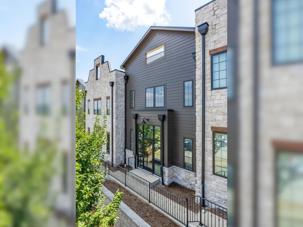1036 E 4th Street #103 Chattanooga, TN 37403