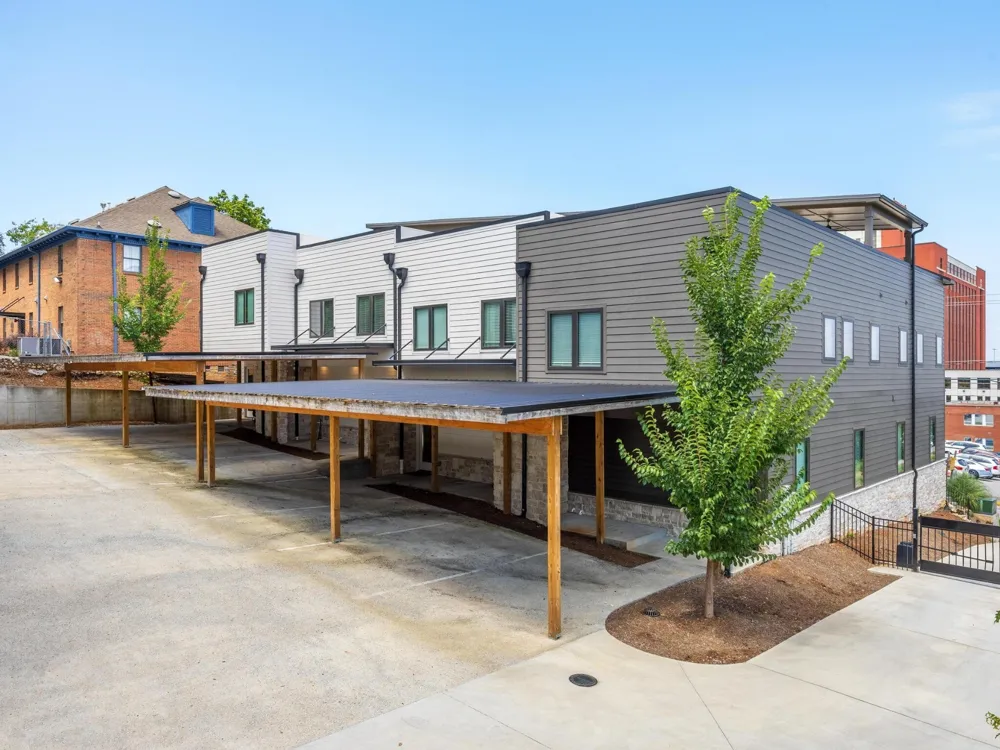 1036 E 4th Street #103 Chattanooga, TN 37403