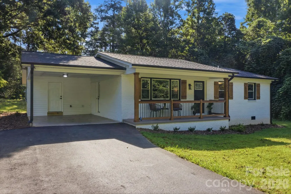 3533 Amity Hill Road Statesville, NC 28677