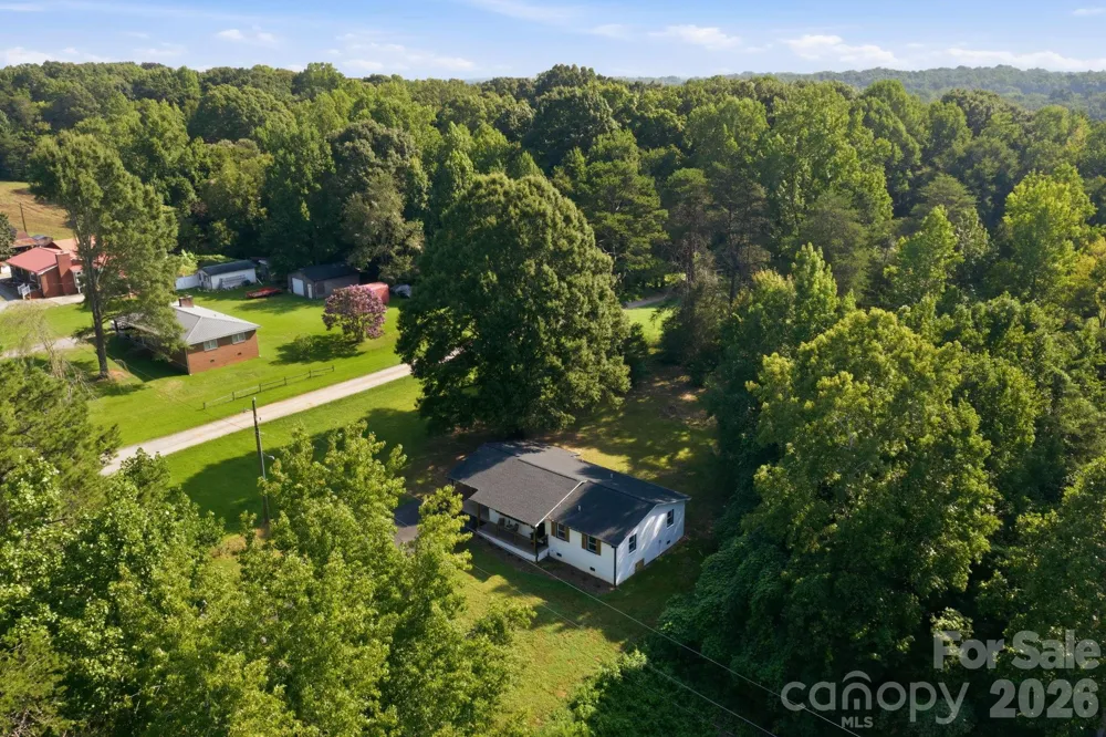 3533 Amity Hill Road Statesville, NC 28677