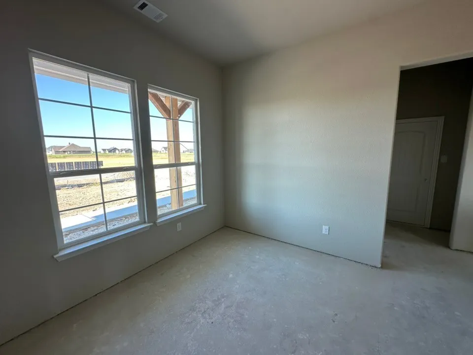 180 Horizon Road Valley View, TX 76272
