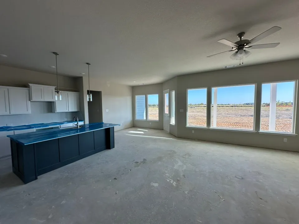 180 Horizon Road Valley View, TX 76272