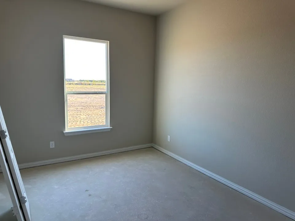 180 Horizon Road Valley View, TX 76272