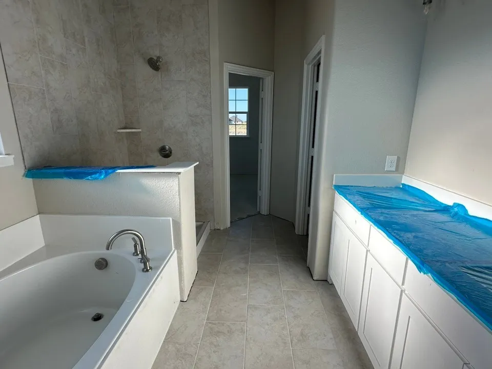 180 Horizon Road Valley View, TX 76272