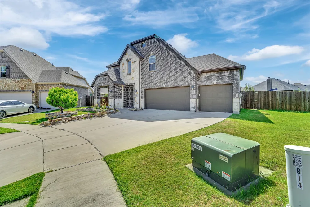 810 Acadia Court Fate, TX 75087