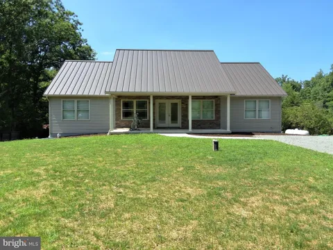 1689 READING ROAD