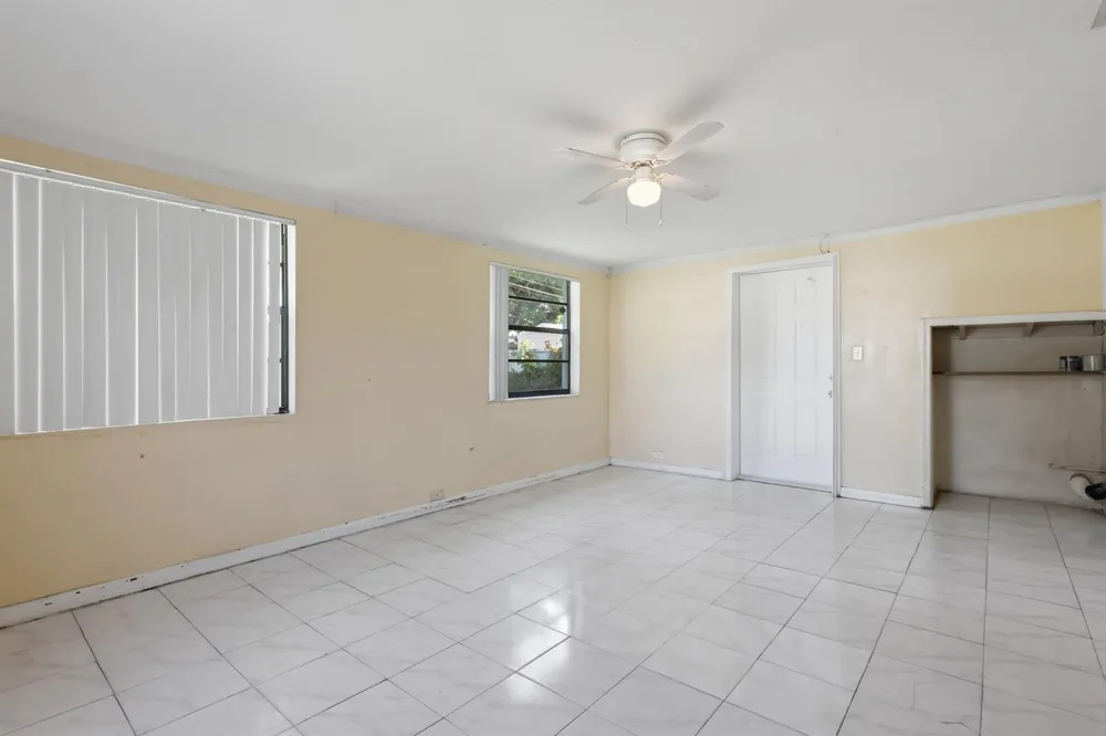 980 NW 183RD STREET Miami Gardens, FL 33169