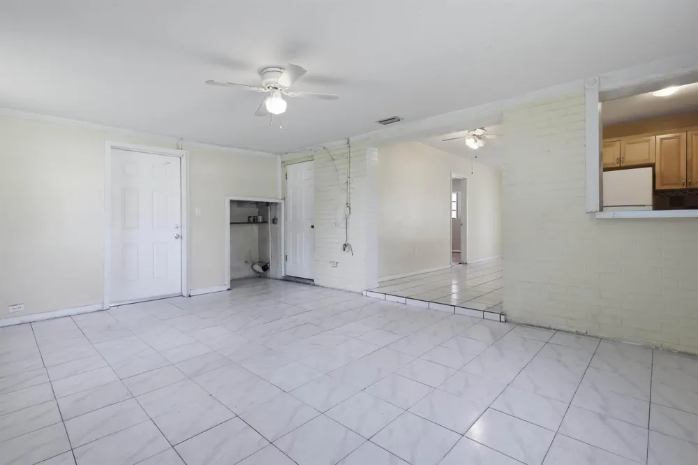 980 NW 183RD STREET Miami Gardens, FL 33169