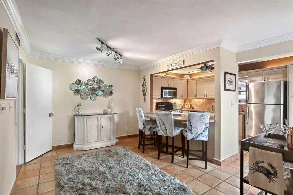 1251 S Federal Highway Boca Raton, FL 33432