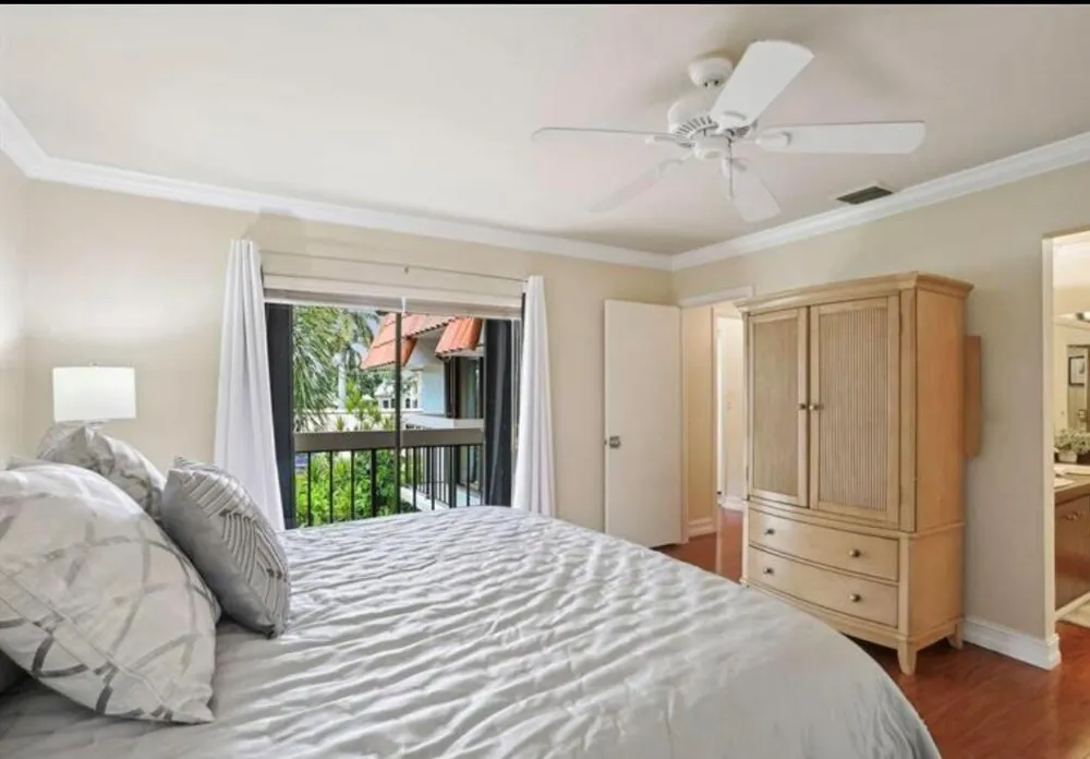 1251 S Federal Highway Boca Raton, FL 33432