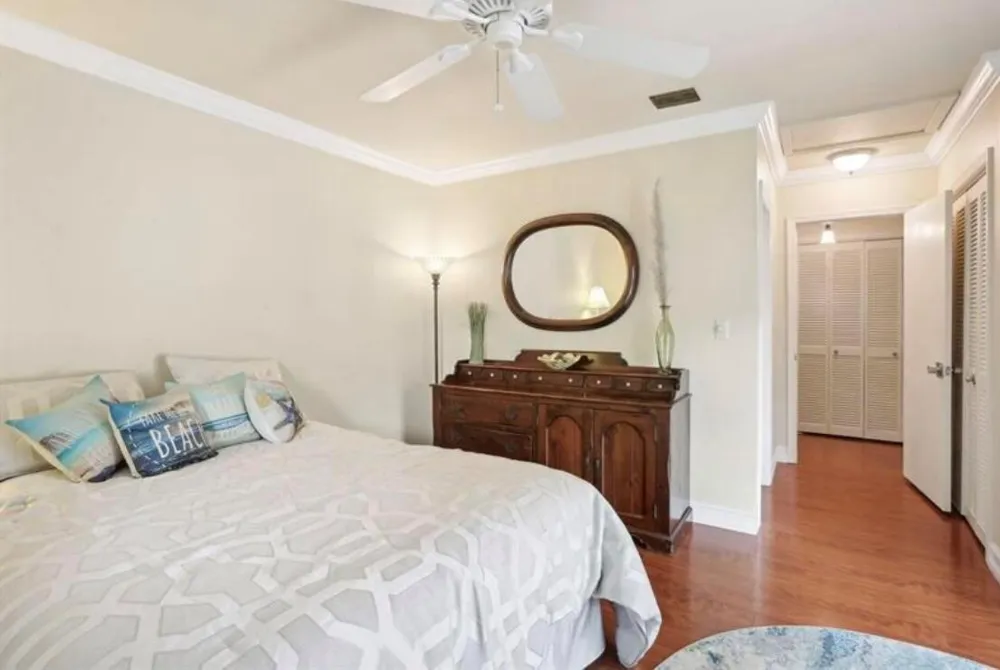 1251 S Federal Highway Boca Raton, FL 33432