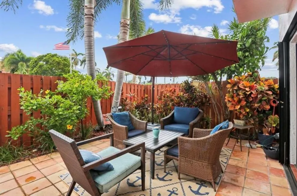1251 S Federal Highway Boca Raton, FL 33432
