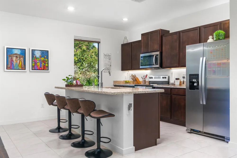 527 NW 17th Street Fort Lauderdale, FL 33311