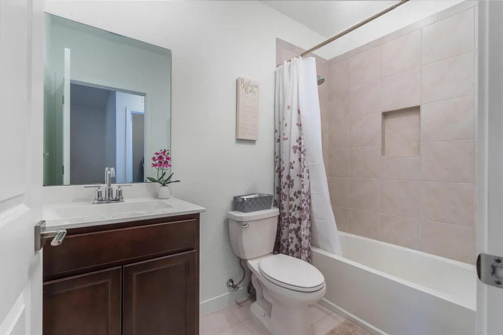 527 NW 17th Street Fort Lauderdale, FL 33311