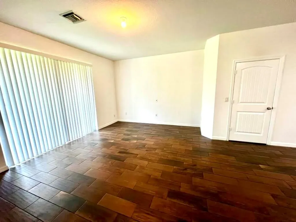1129 VERMILION DRIVE 