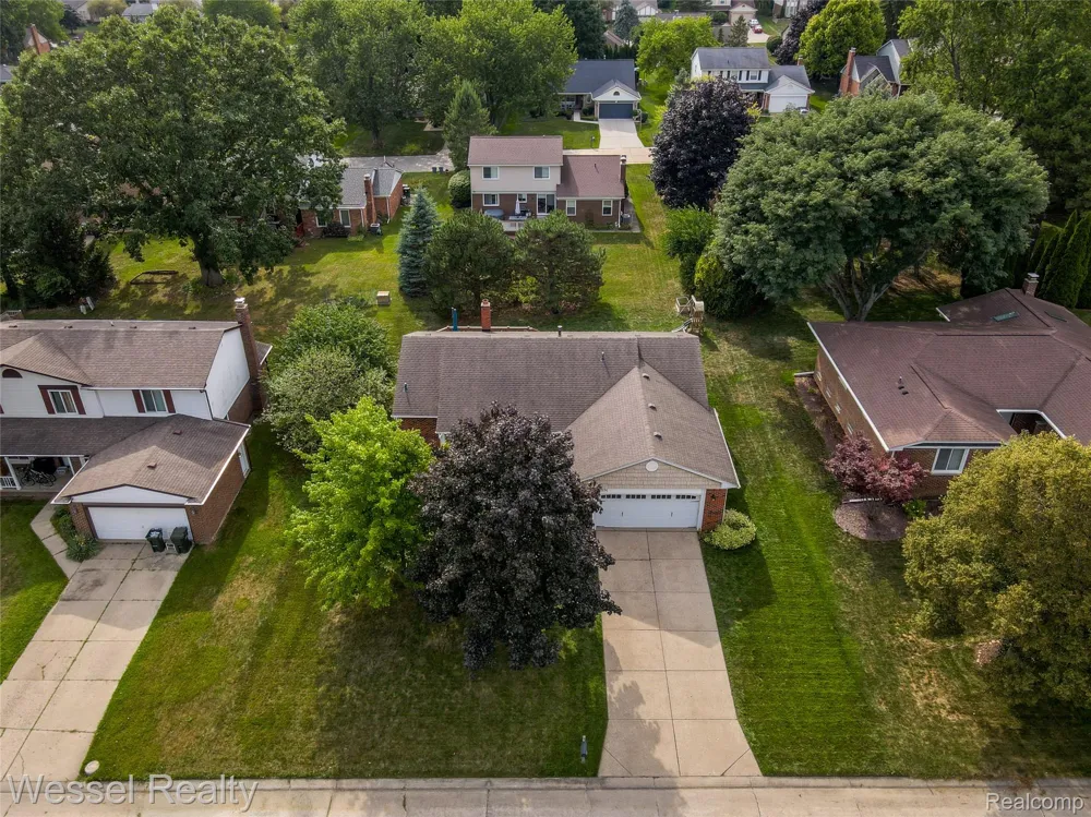 2096 Winchester Road Rochester Hills City, MI 48307