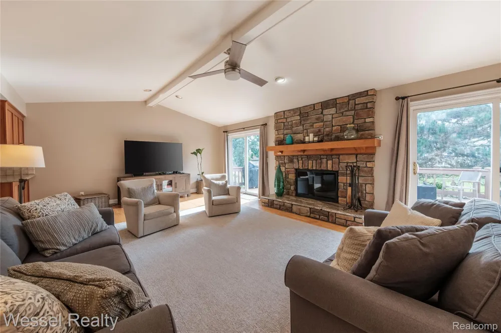 2096 Winchester Road Rochester Hills City, MI 48307