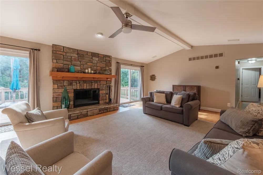 2096 Winchester Road Rochester Hills City, MI 48307