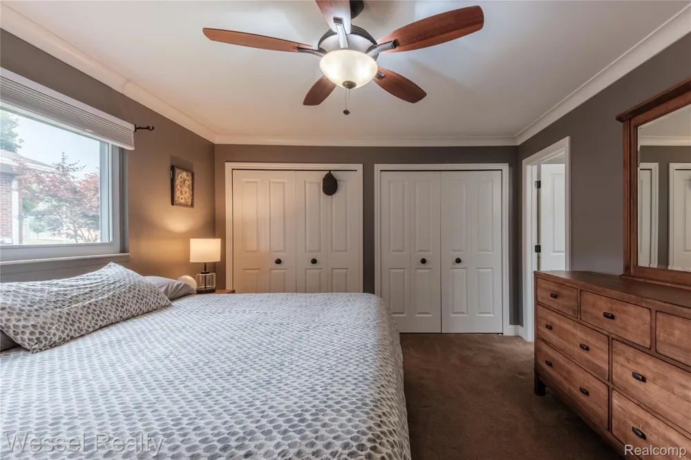 2096 Winchester Road Rochester Hills City, MI 48307