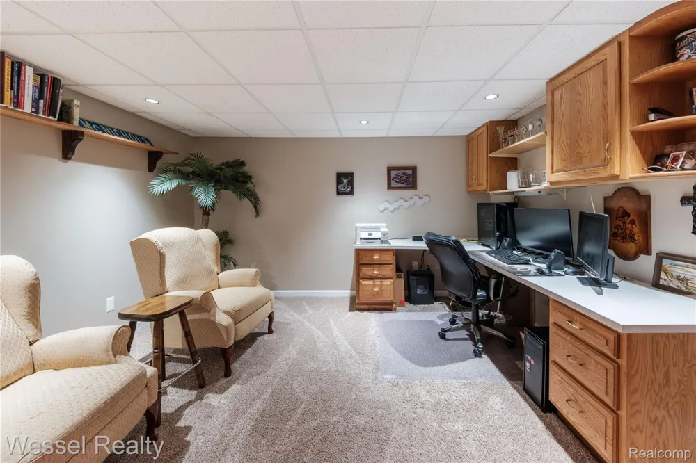 2096 Winchester Road Rochester Hills City, MI 48307