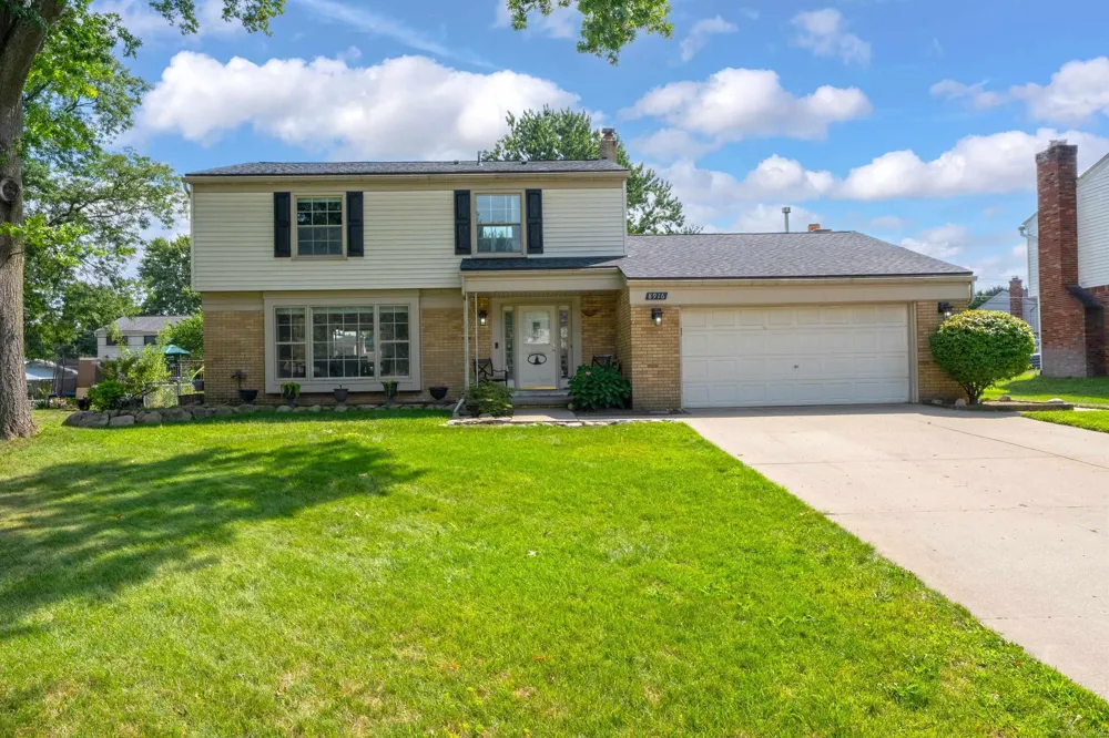 8916 Tamarack Drive Shelby Charter Township, MI 48317