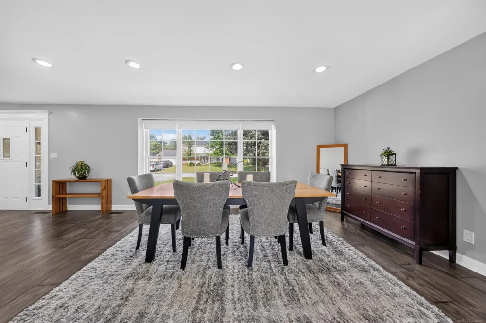 8916 Tamarack Drive Shelby Charter Township, MI 48317