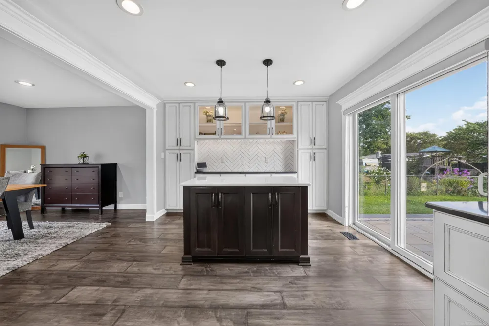 8916 Tamarack Drive Shelby Charter Township, MI 48317