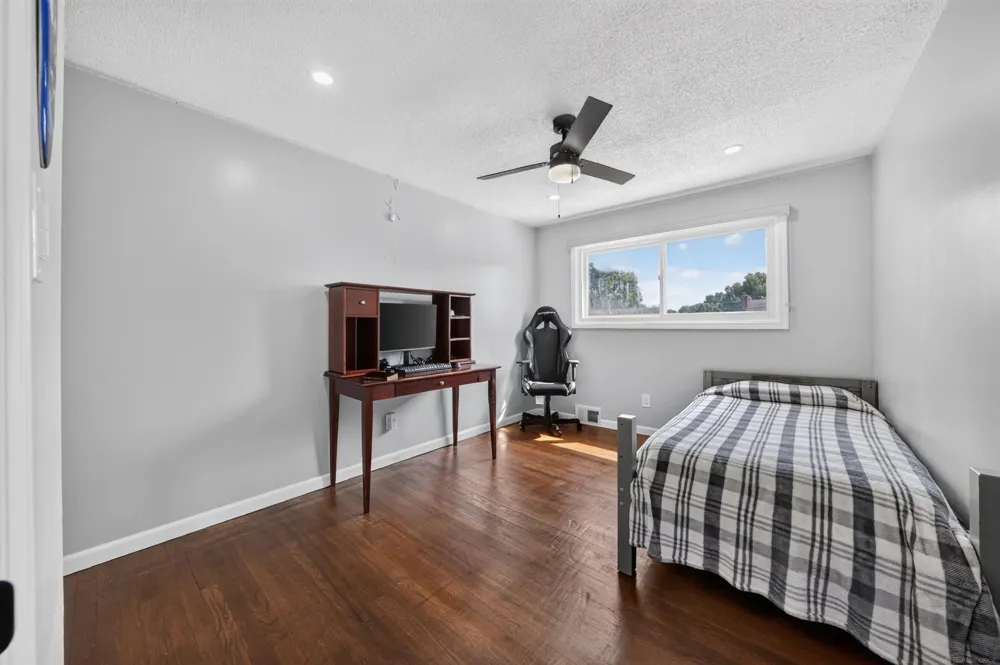8916 Tamarack Drive Shelby Charter Township, MI 48317