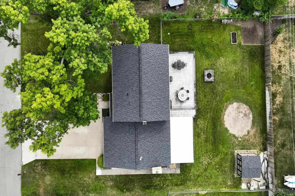 8916 Tamarack Drive Shelby Charter Township, MI 48317