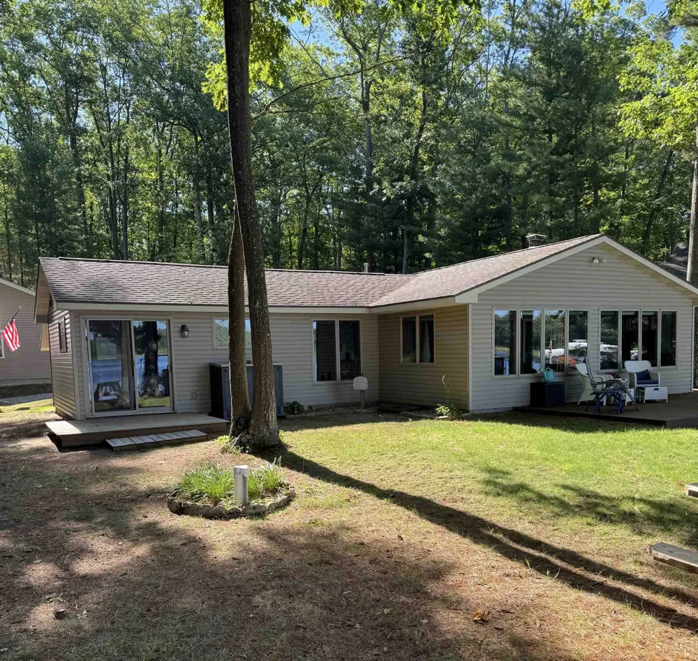 840 S Oak Drive Lake Township, MI 49651