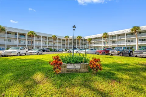 2449 COLUMBIA DRIVE #17
