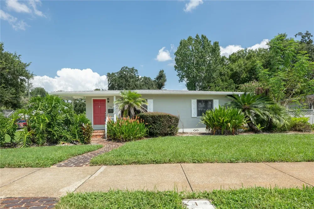 1103 BRIERCLIFF DRIVE Orlando, FL 32806