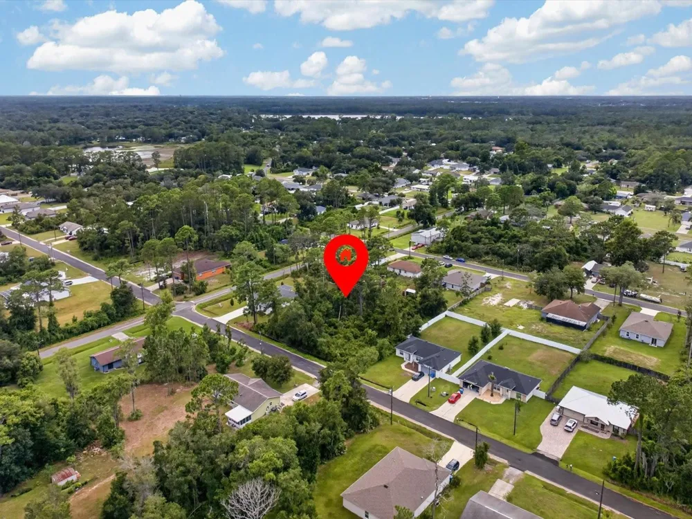 6TH AVENUE Deland, FL 32724