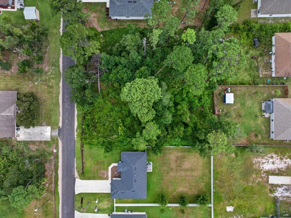 6TH AVENUE Deland, FL 32724