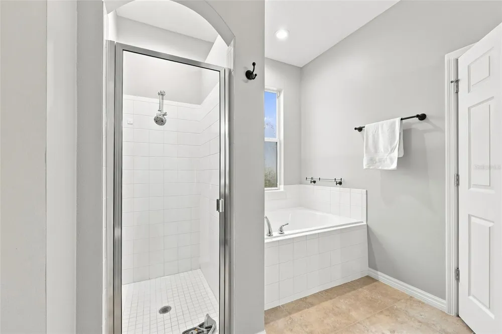 192 BLACKSTONE CREEK ROAD Groveland, FL 34736