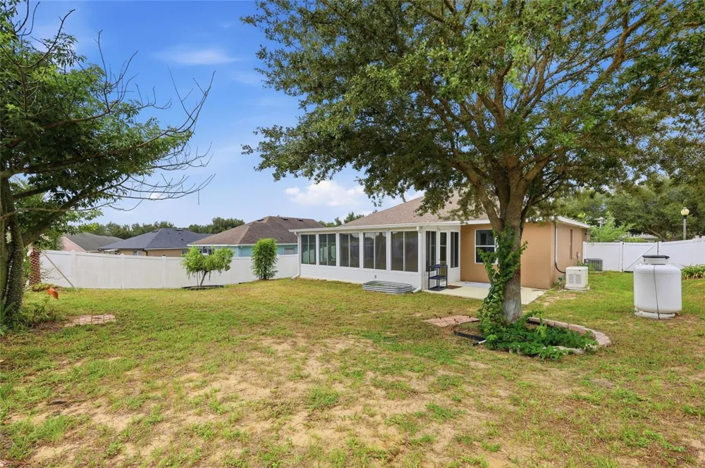 192 BLACKSTONE CREEK ROAD Groveland, FL 34736